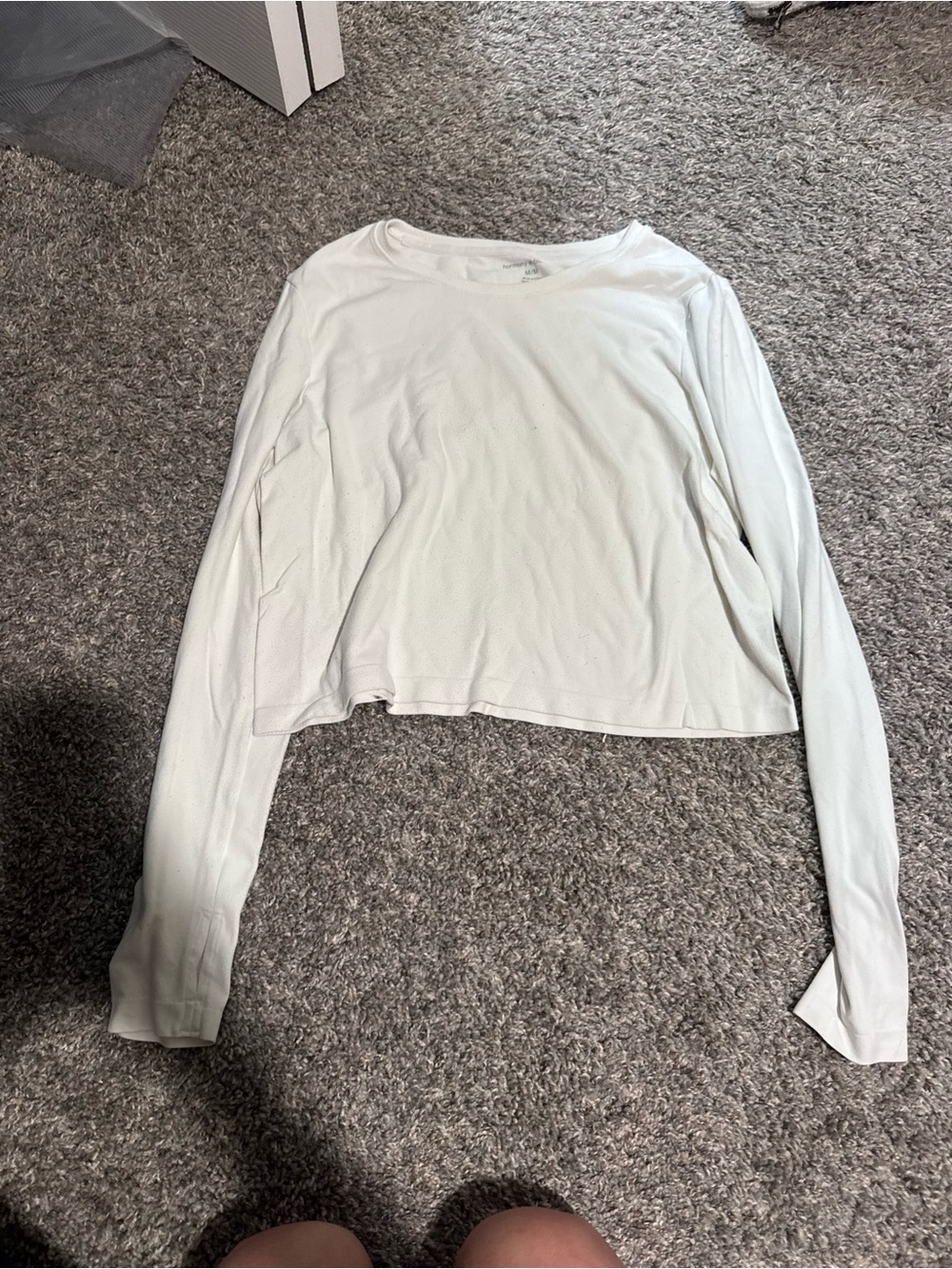 Women's White Cropped Long-Sleeve Tee